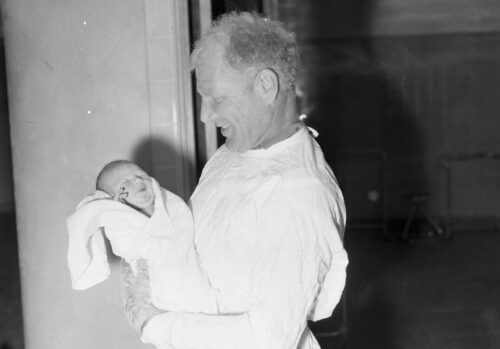 Baseball Legends: Bill Veeck carrying Mike Veeck